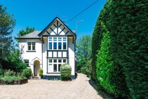 London Road, Ascot, Berkshire, SL5
