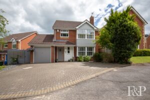 Crisp Gardens, Binfield