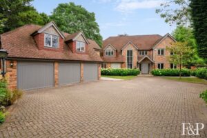 Manor Lane, Gerrards Cross